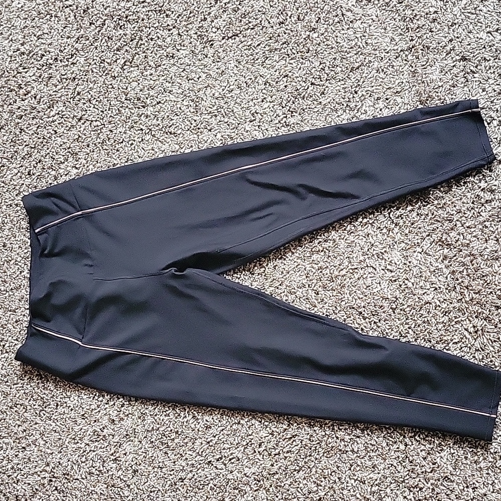Abercrombie and Fitch YPB leggings. Size L